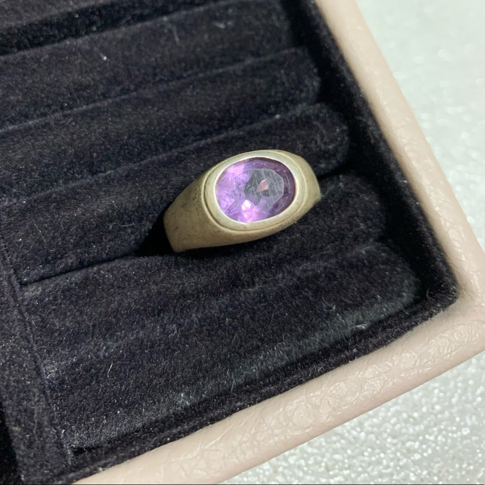 {Ring}